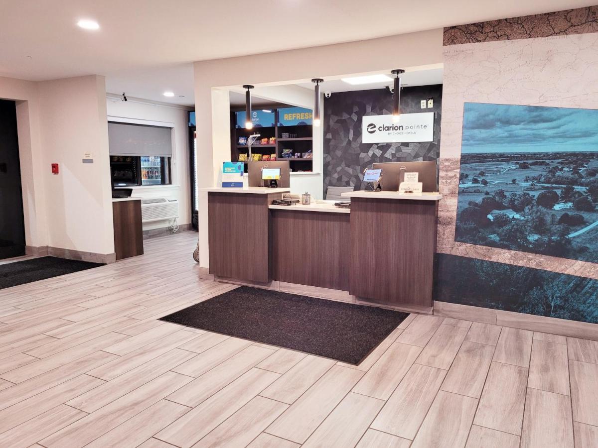 Clarion Pointe Harrodsburg-Danville Bagian luar foto